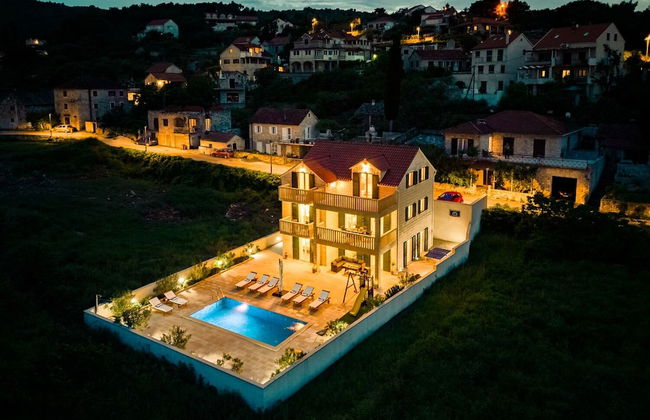 Villa Gold - Private Pool & Grill - H - Foto 39