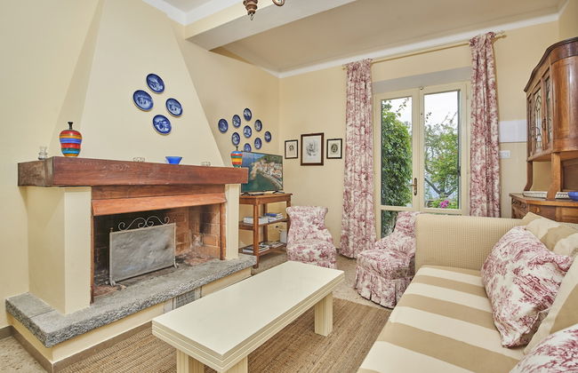 Marciana Hills Apartments - Photo 33