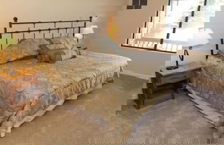 Photo 2 - Seven Springs 1 Bedroom Deluxe Condo, Pet Friendly! by RedAwning - Save 10% on 3 Nights, 15% on 5 Nights!