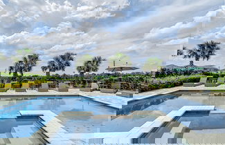 Foto 1 - Disney themed 11 Bedroom Private Pool Home by Disney 11 Home by RedAwning