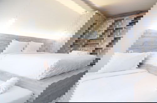 Photo 6 - Comfort And Minimalist Studio At Amethyst Apartment