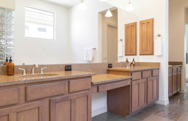 Sandflower by Avantstay Oasis w/ Pool + Golf! - Photo 19