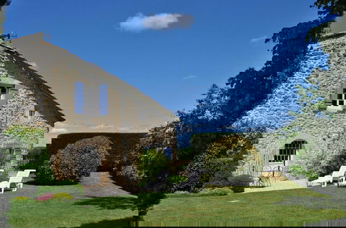 Foto 1 - Pretty Stone House With Terrace and Garden, Lussan