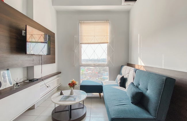 Good Place and Restful 2BR at Patraland Urbano Apartment - Foto 15