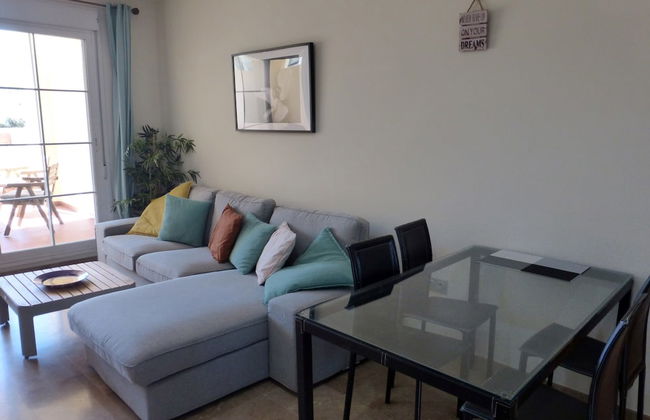 Beautiful 2 Bedroom 2 Bathroom Apartment With Pool - Foto 7