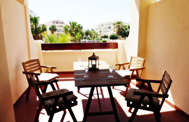 Beautiful 2 Bedroom 2 Bathroom Apartment With Pool - Foto 22