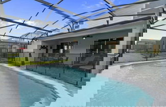 Foto 3 - Perfect 5 Bed Villa Just For You And Your Family 5 Bedroom Villa by RedAwning