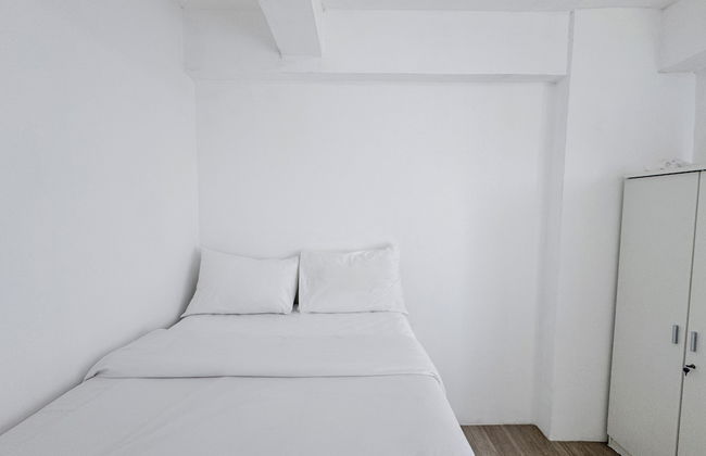 Compact and Restful 2BR at Menara Rungkut Apartment - Photo 3