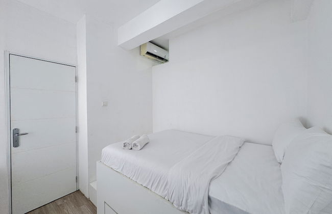 Compact and Restful 2BR at Menara Rungkut Apartment - Photo 5