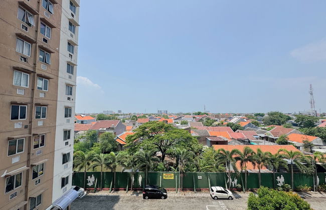 Compact and Restful 2BR at Menara Rungkut Apartment - Photo 15