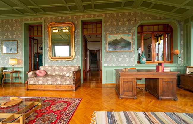 Family Villa with Stunning Lake View - Foto 58
