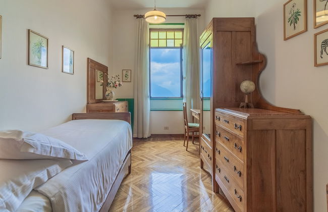 Family Villa with Stunning Lake View - Foto 11