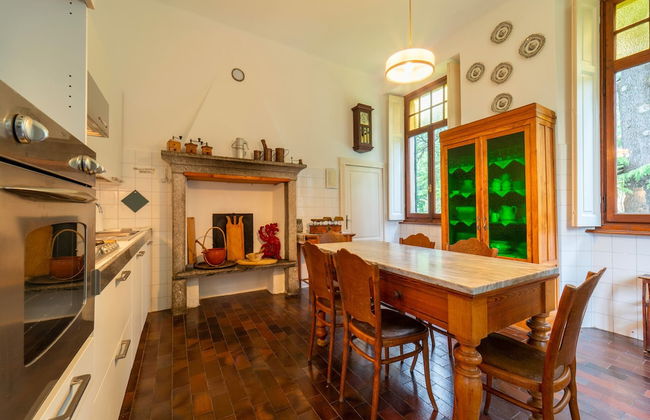 Family Villa with Stunning Lake View - Foto 29