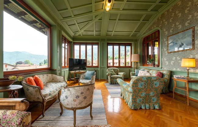 Family Villa with Stunning Lake View - Foto 43