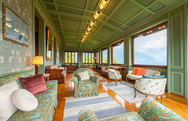 Family Villa with Stunning Lake View - Foto 40
