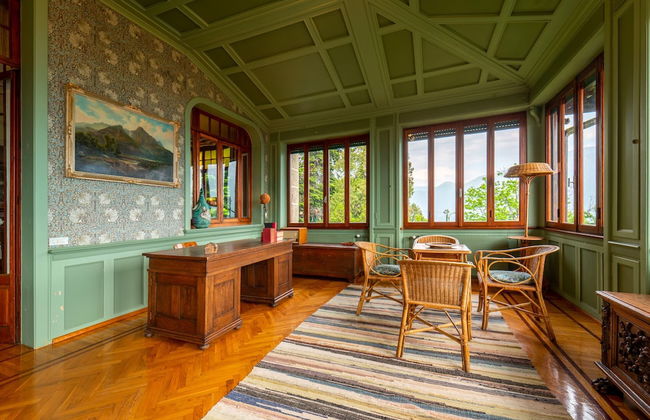 Family Villa with Stunning Lake View - Foto 56