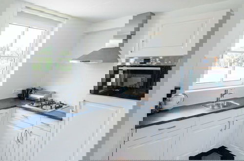 Foto 15 - Beautiful Villa With Lots of Comfort, Near North Sea Beach