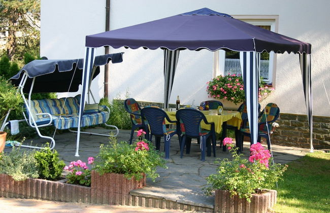 Holiday Homes for two People, With a Swimming Pool, in the Ore Mountains - Foto 24