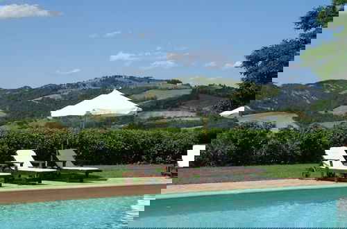 Photo 27 - Nice Apartment With Pool and Beautiful Garden