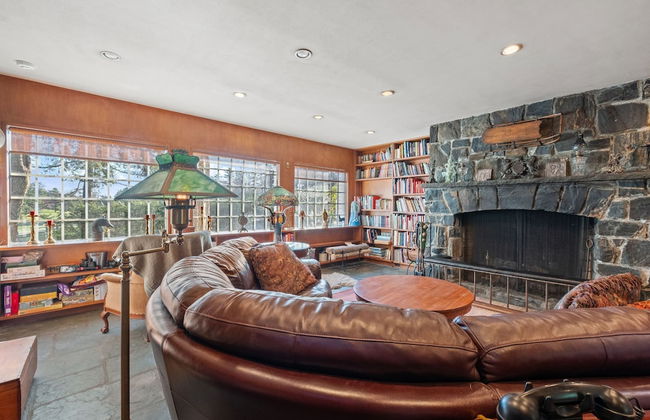 Spacious Dartmouth College Home on Occum Pond - Foto 4