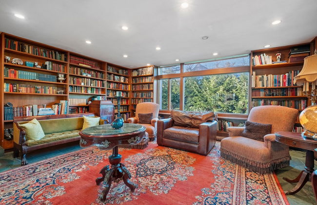 Spacious Dartmouth College Home on Occum Pond - Foto 2