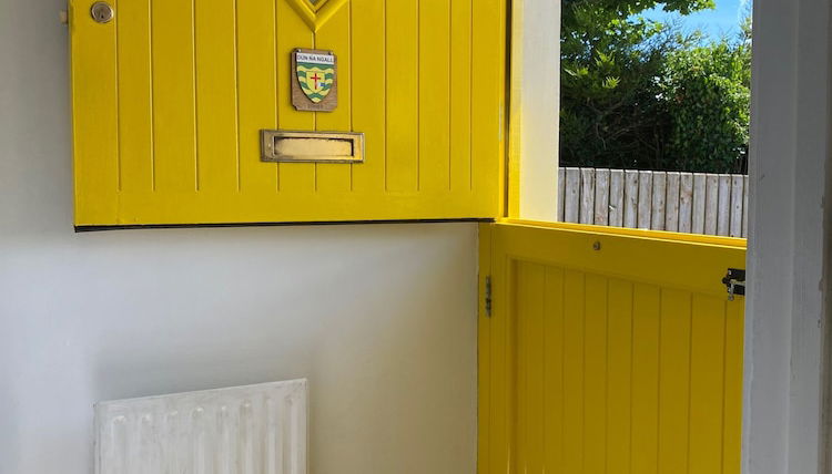 Photo 1 - The Yellow Door Cottage