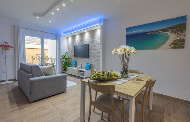 CAGLIARI MAGICAL BEAUTIFUL & EXCLUSIVE APARTMENT - Foto 1