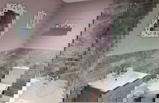 Photo 17 - The Lowry One-bedroom Apartment by Belvilla