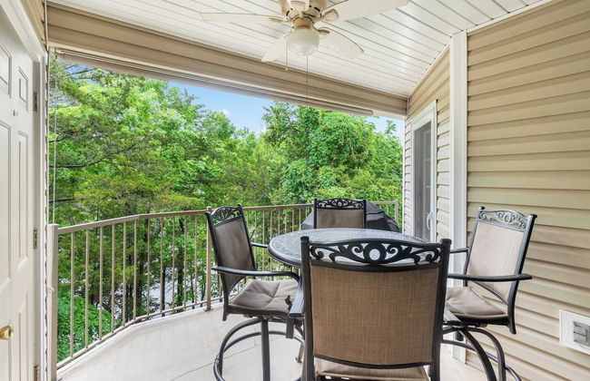 Lake Hideaway Waterfront Condo w/ Resort Perks! - Foto 31