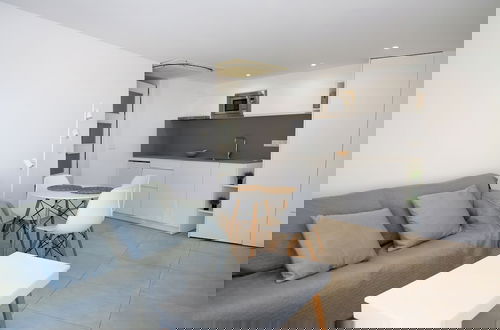 Foto 4 - Cala Vadella Beachwalk Suites