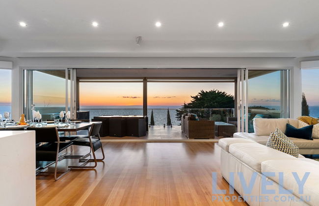 Hillside Luxe With Spa Bay Views - Foto 25