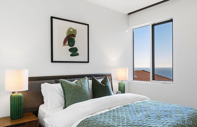 Hillside Luxe With Spa Bay Views - Foto 12