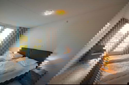 Photo 2 - Cosy Apartment With Balcony