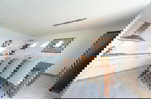 Photo 5 - Cosy Apartment With Balcony