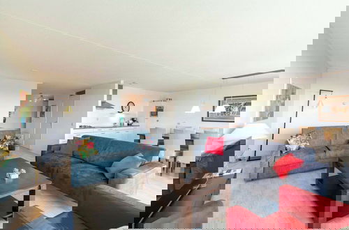 Photo 10 - Cosy Apartment With Balcony