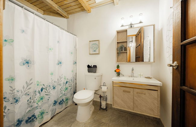 Hugo's Rental - Foto 57