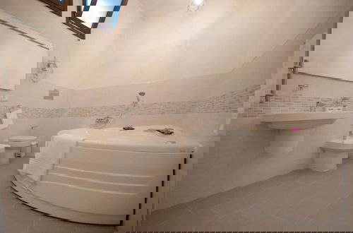 Photo 19 - Val di Noto Rooms