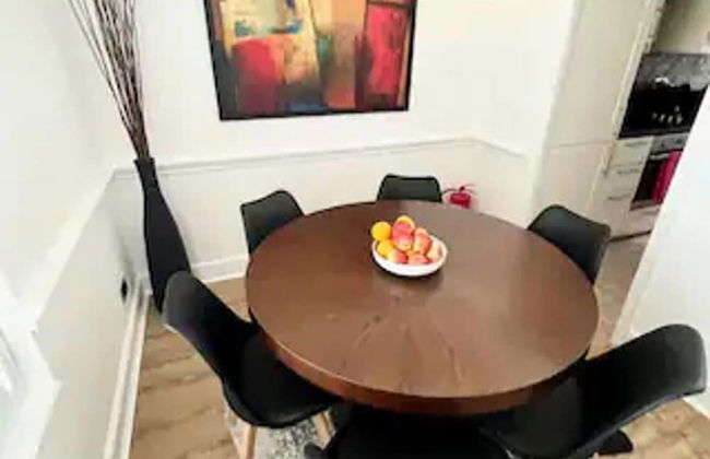 Newly Refurbished 3 bed Flat , Free Parking - Foto 25