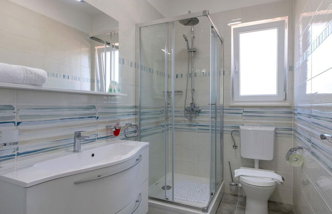 Charming Villa With Pool ,140m From the sea - Foto 16