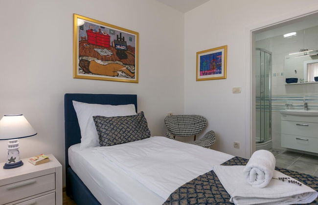 Charming Villa With Pool ,140m From the sea - Foto 6