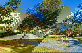 Foto 1 - Apartment in Le Brusc Near Sandy Beach