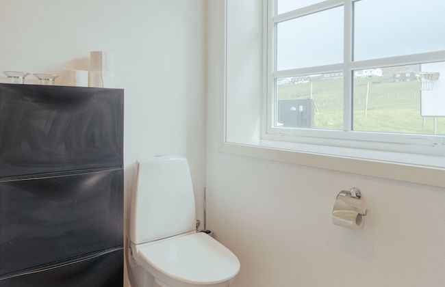 Charming Cottage In Tranquil Village - Hot Tub - Photo 16