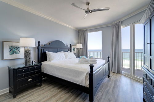 Foto 3 - Gulf Front Master Suite! Directly On The Beach! 3 BR / 2 BA! Sleeps 8