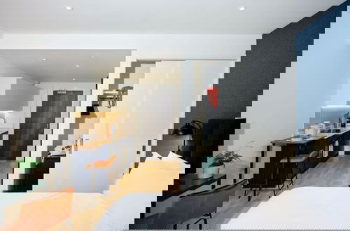 Photo 27 - Vertus Edit Canary Wharf
