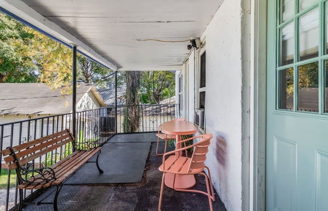 Jefferson Flat in Lafayette - Photo 2