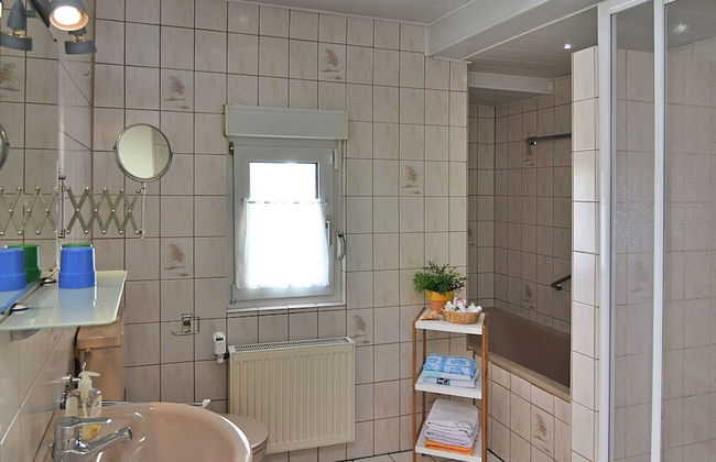 Luxurious Apartment in Medebach Near Public Pool - Foto 49