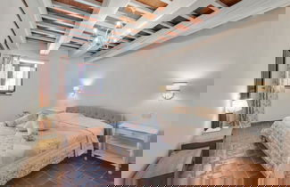 Foto 3 - Stunning Apartment in Mombaroccio Near Metauro River
