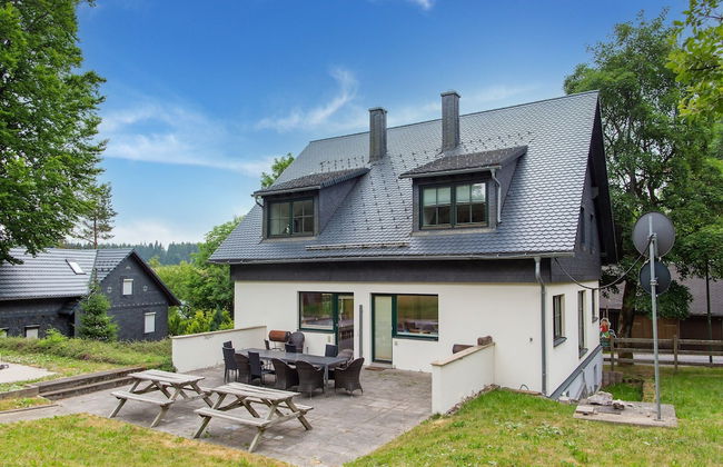 Spacious Semi-detached House With Wood Stove Located Directly on the Rennsteig - Foto 76