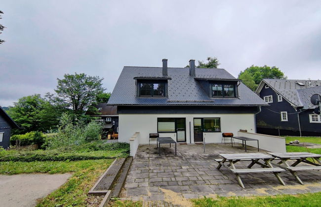Spacious Semi-detached House With Wood Stove Located Directly on the Rennsteig - Foto 70
