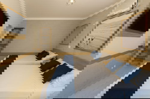 Foto 17 - Marmeu Tombo
